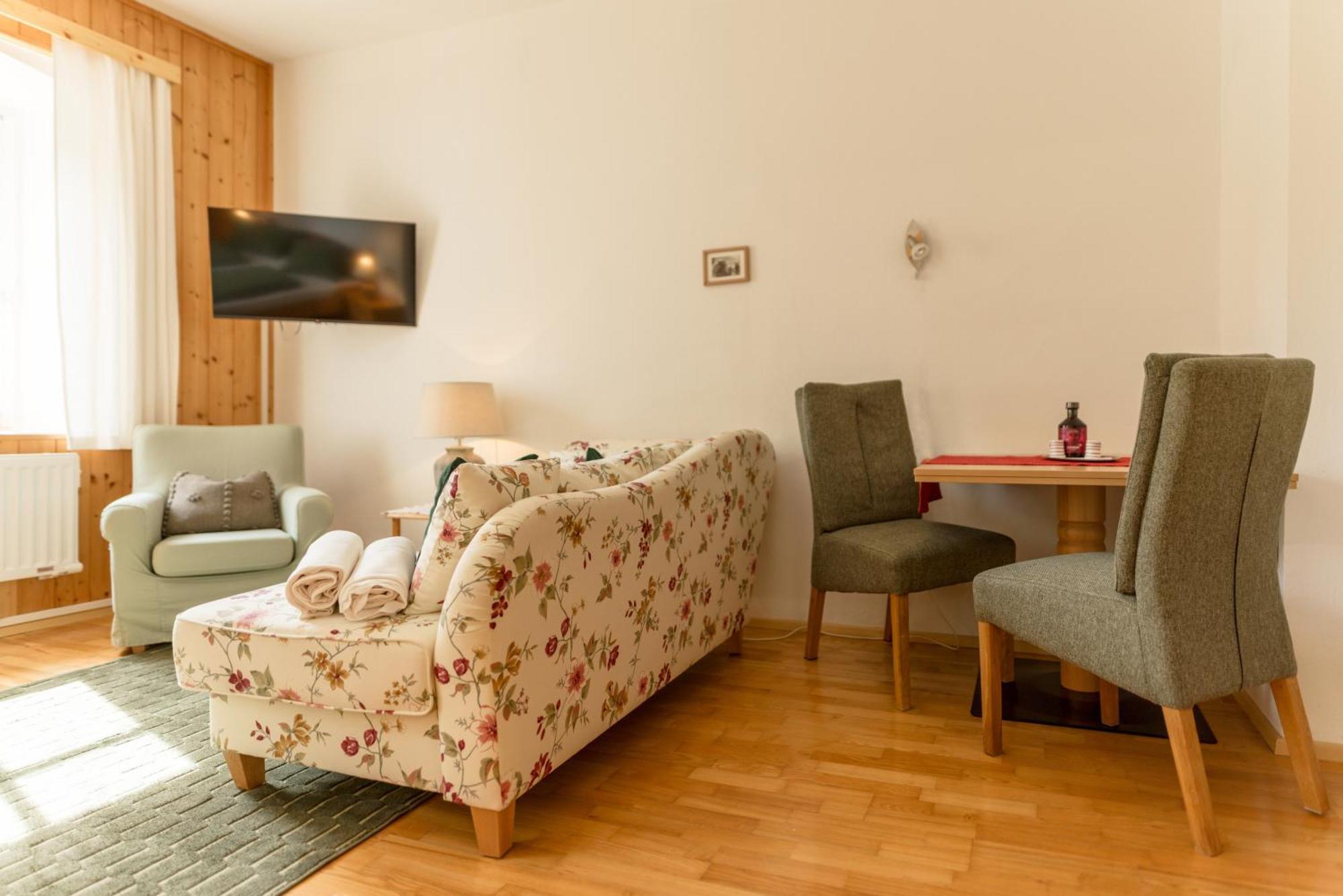 Haus Koenig Apartamento Mauterndorf  Exterior foto